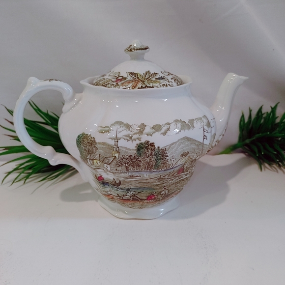 Ridgway Other - Vintage Ridgway "Heritage" Teapot 4 cups 1960s